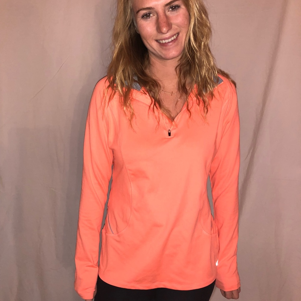 Polyester workout long sleeve shirt